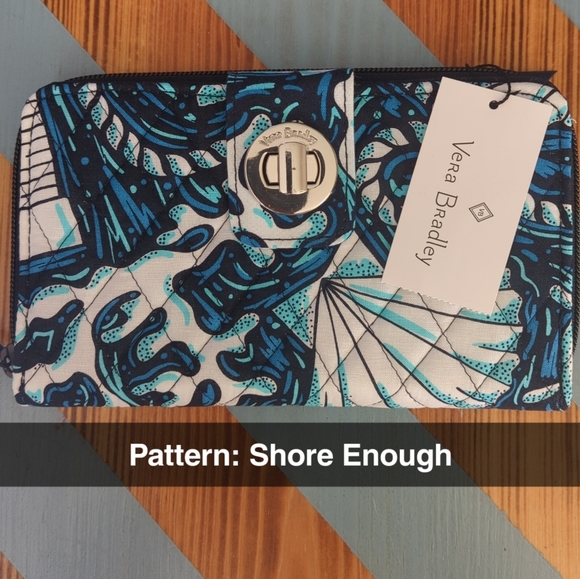 Vera Bradley Handbags - Vera Bradley Turnlock Wallet